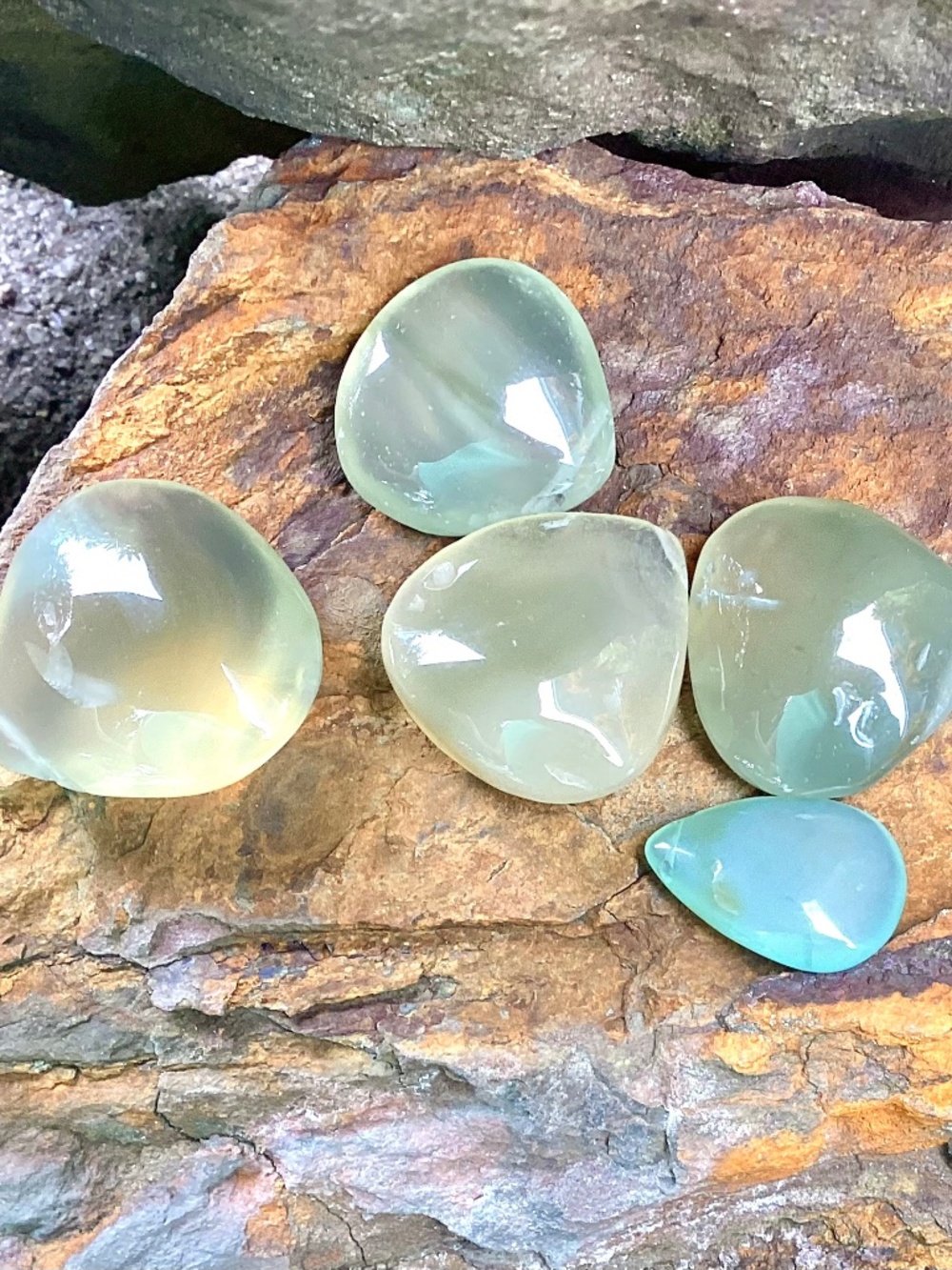 5 Pieces Large Green Chalcedony Briolette Beads, NWT, Drilled